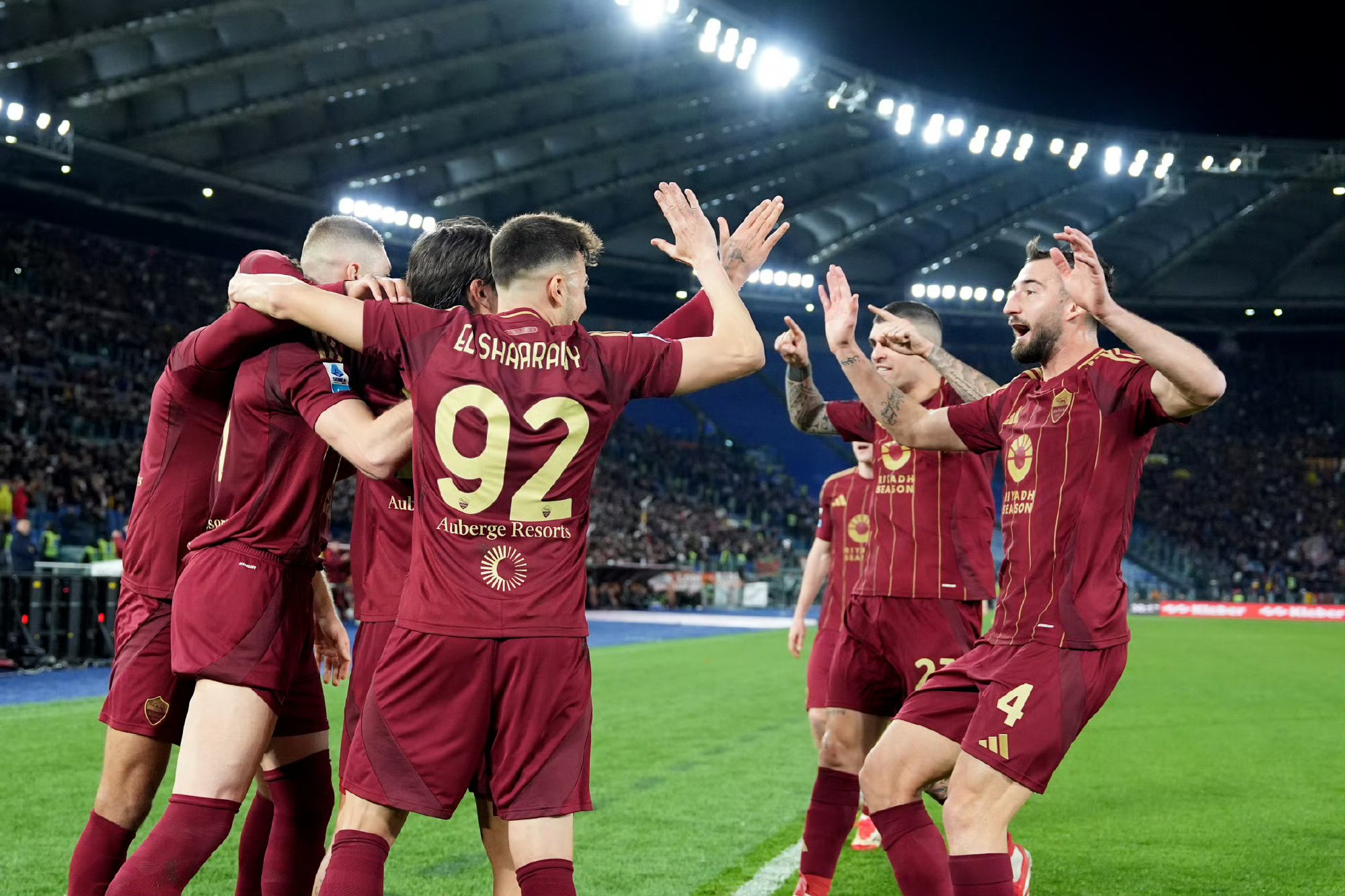 NG体育-欧联今夜走向成谜；萨克拉门托国王门线救险；信心回归；阵容厚度经受考验(萨克拉门托国王主场球馆)